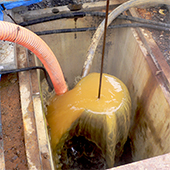 孔内洗浄（サービング作業）